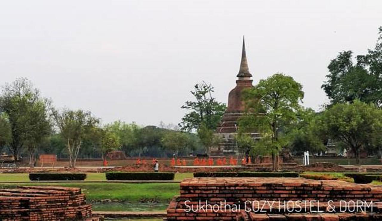 Sukhothai Cozy Hostel And Dorm Dış mekan fotoğraf